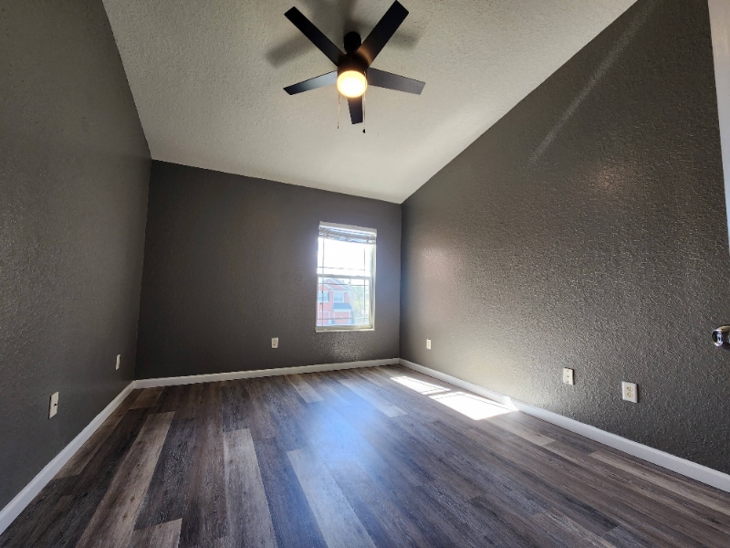 Building Photo - 4962 SW 45th Cir