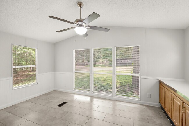 Building Photo - 25494 Deepwood Dr