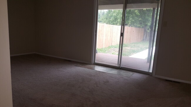 Building Photo - Spacious 3-Bedroom Townhome for Rent in Aberdeen – A Must See!