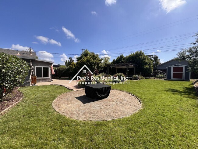 Building Photo - Spacious 2bd/2ba Arden Area Home-Must See!