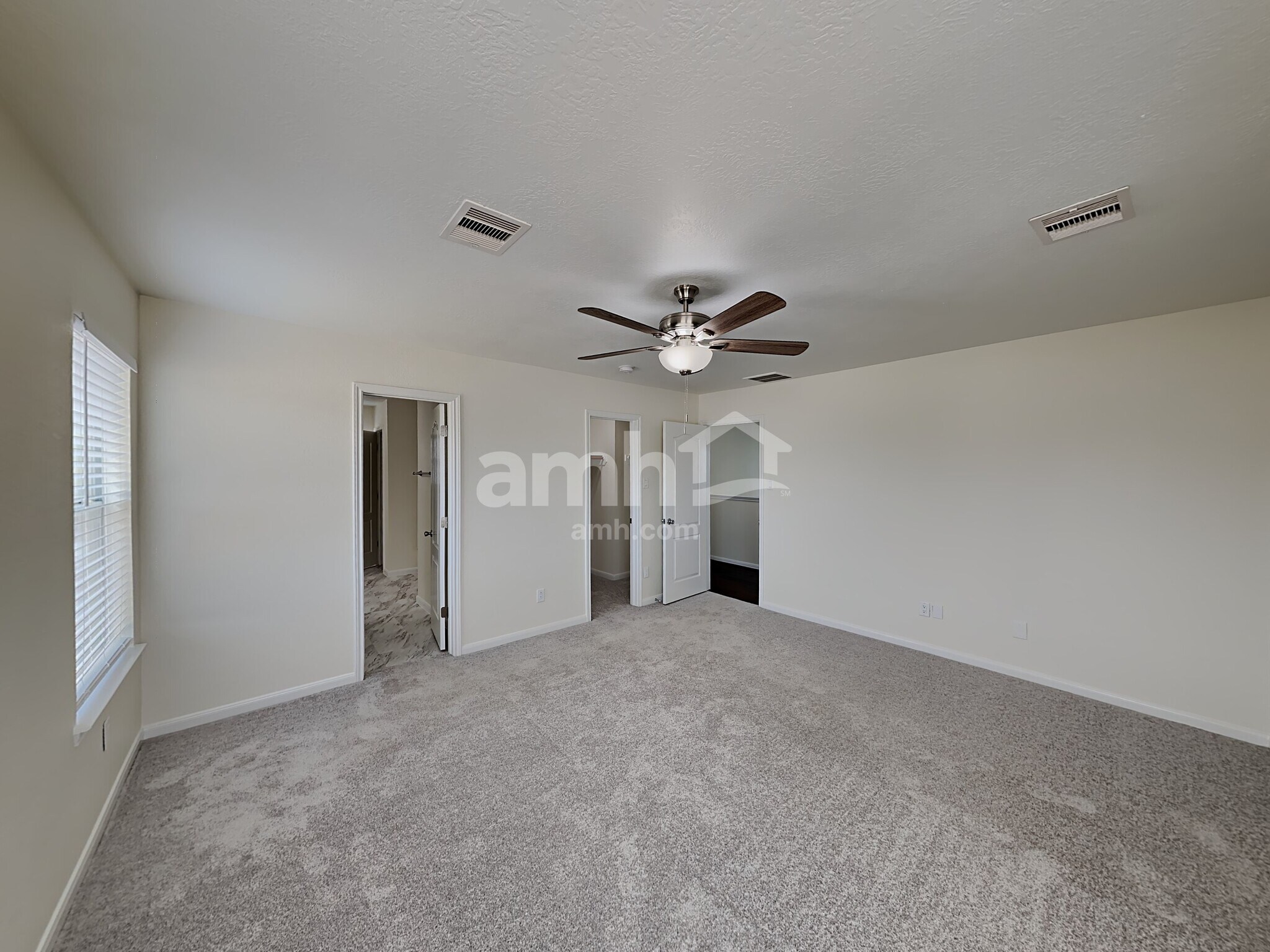 Building Photo - 18735 Westgate Park Dr