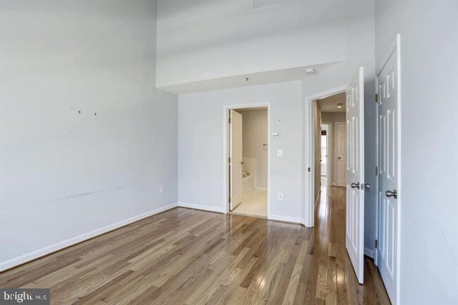 Building Photo - 807 Capitol Square Pl SW