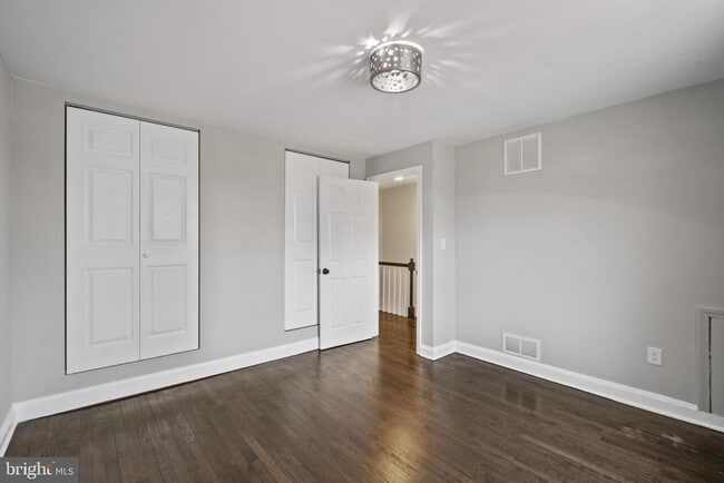 Building Photo - 4923 St Gemma Rd