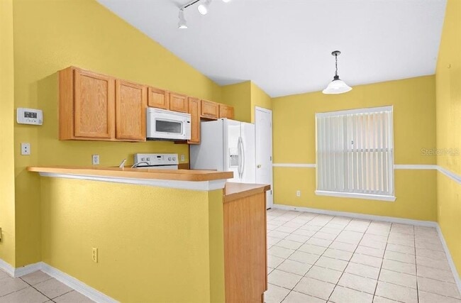 Building Photo - 131 Sandy Ridge Dr