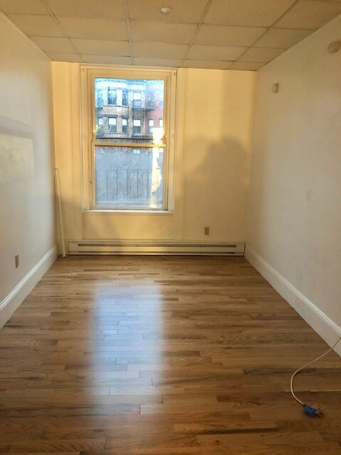 Building Photo - 853 Beacon St
