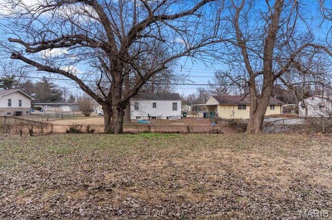 Building Photo - 1223 Reale Ave