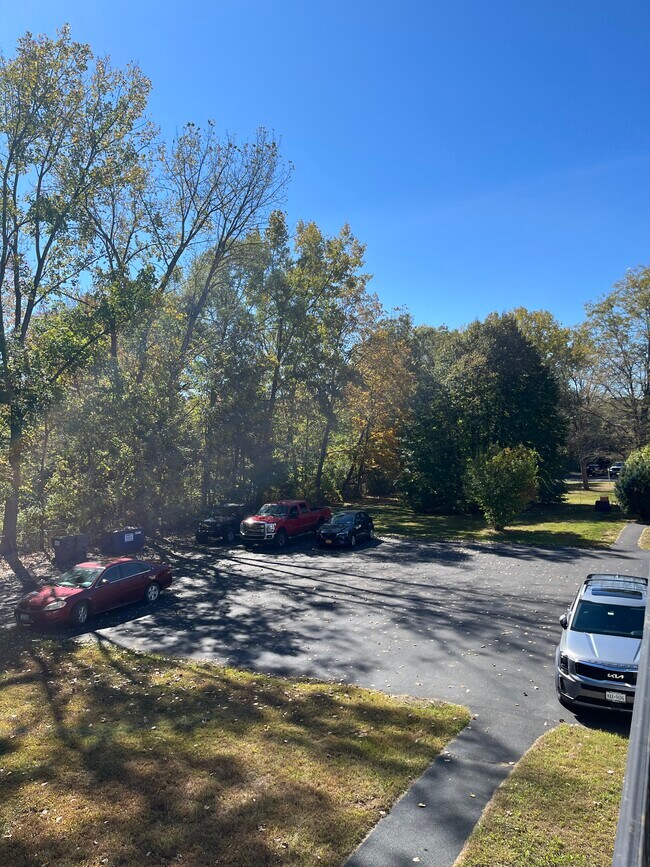 Off-street parking - 34 Beacon Rd