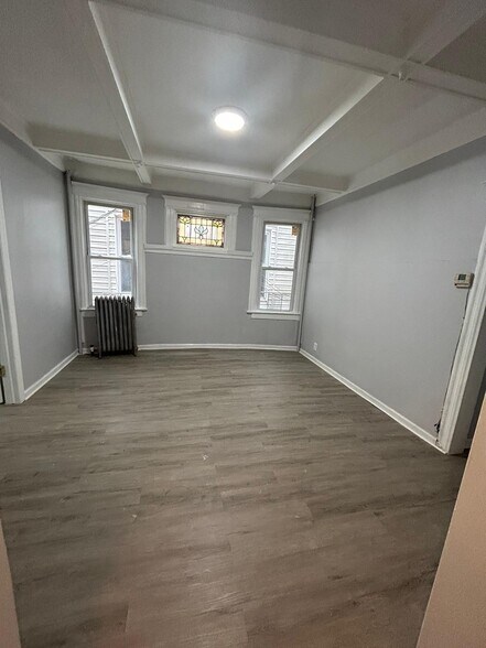 Unit 1 - 40 Columbia Ave