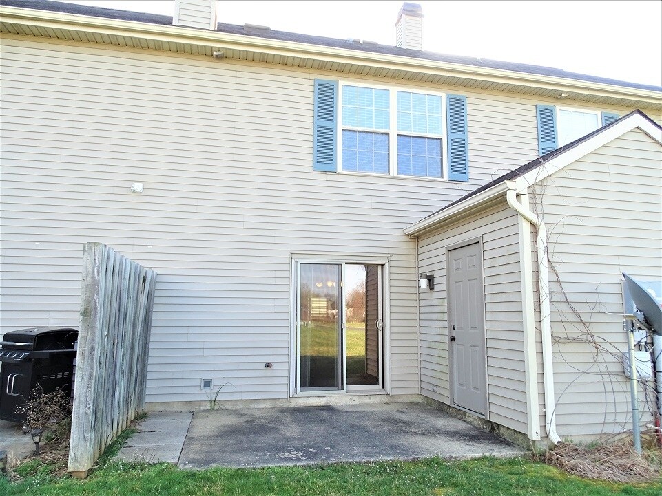Building Photo - 153 Melrose Ln