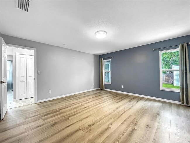 Building Photo - 6809 S Himes Ave