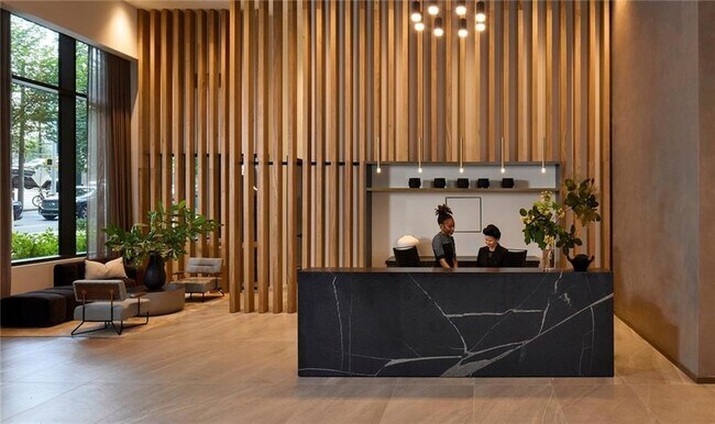 Building Photo - 1081 Juniper St NE