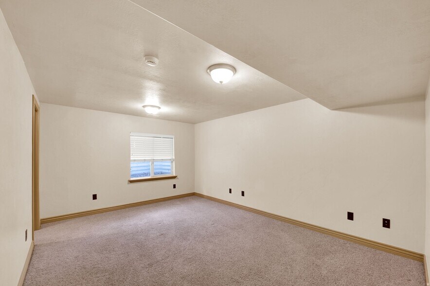 Building Photo - 4827 Boulder Meadow Dr