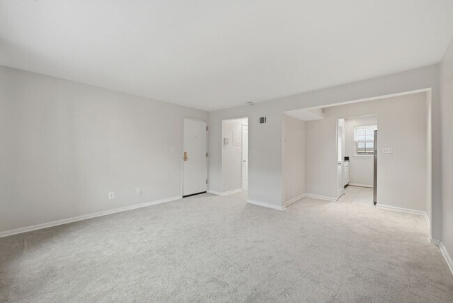 Building Photo - 525 Bashford Ln