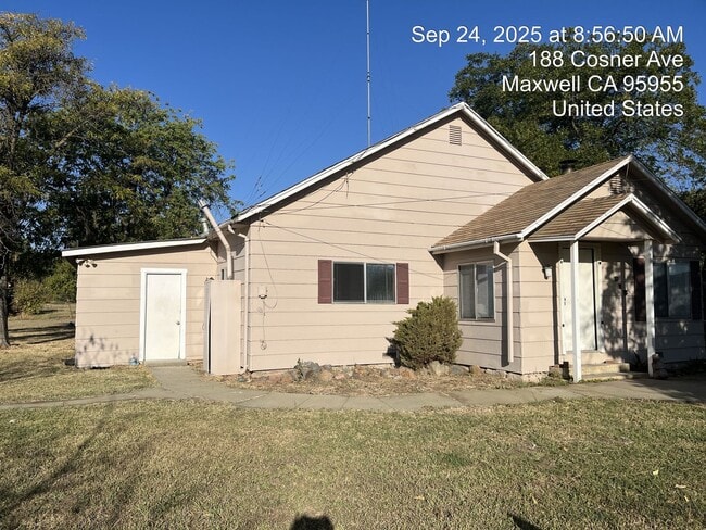 Building Photo - Maxwell Home