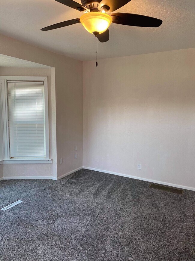 Building Photo - 1838 J Ave NE