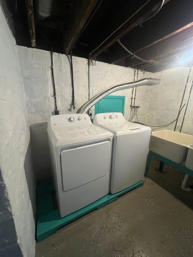 Building Photo - Spacious 2 bedroom in the heart of Ingram