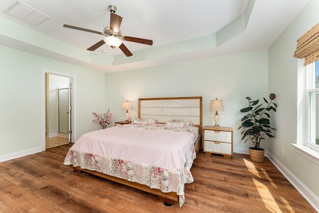 Building Photo - Beautiful 4/3 in High Point