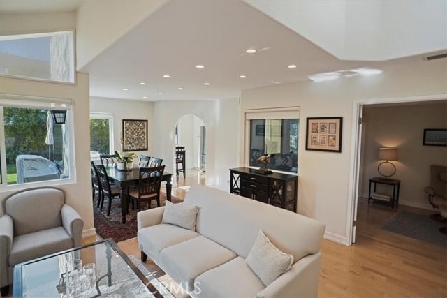 Building Photo - 29732 Strawberry Hill Dr