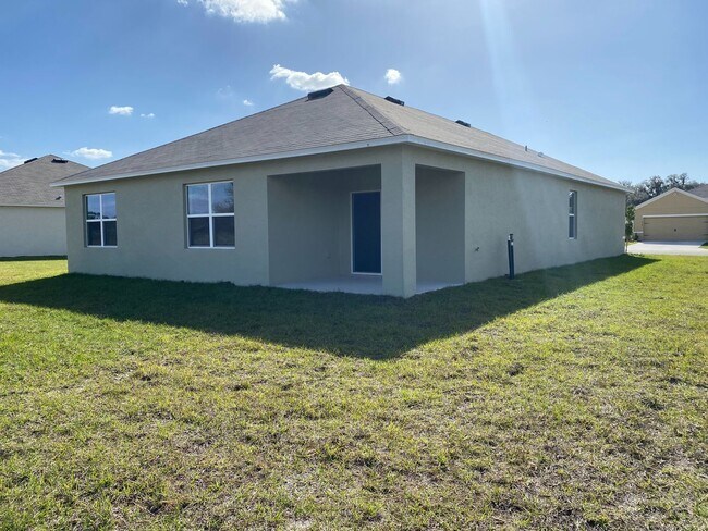 Building Photo - Oak Hill Plantation - 4/2/2  Won't Last Long!