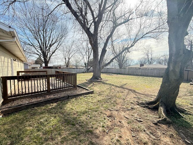 Building Photo - 3 Bed 1 Bath Ozark, MO