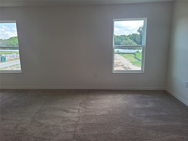 Building Photo - Beautiful 2-Bedroom Townhouse in Tampa | Brand New Paint & Vinyl Floors!