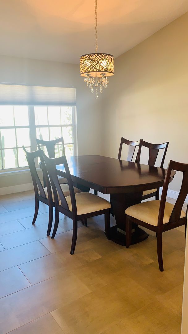 Building Photo - Lovely 4/2 in the Gated Lake Fisher Estate...