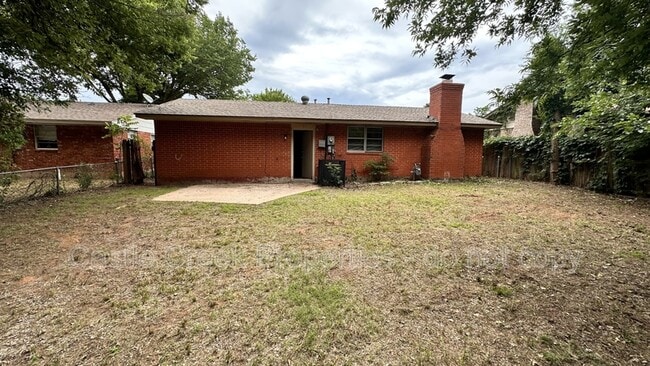Building Photo - 5305 Brookdale Dr