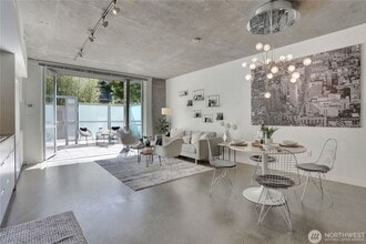 Building Photo - Unique 1 bed/1bath, 200 sqft patio, 2 parking spaces, high end finishes.