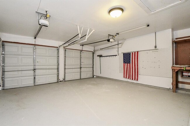 Building Photo - 6622 Kearney Dr