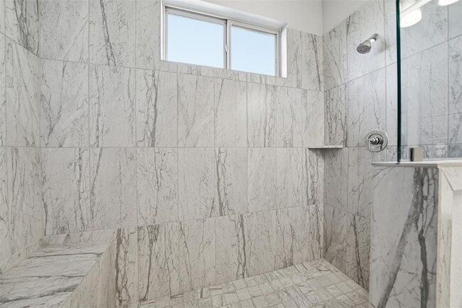 Building Photo - 478 Eclipse Dr