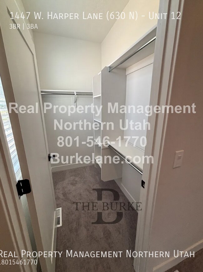 Building Photo - 1447 Harper Ln