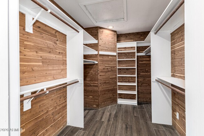 Building Photo - 11900 N 114th Way