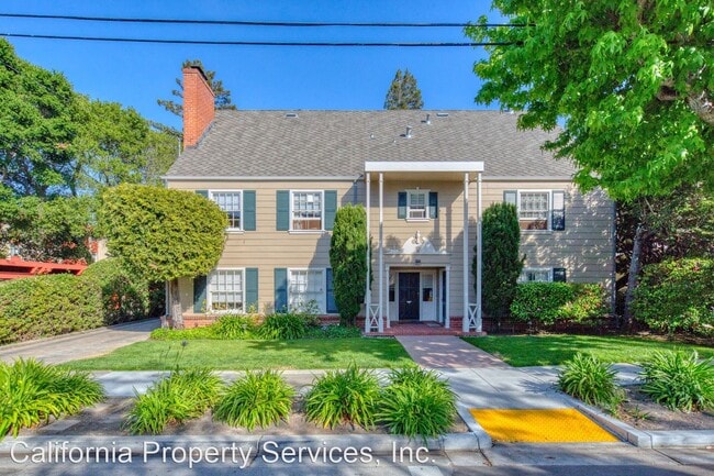 Building Photo - 1441-1445 Bellevue Ave