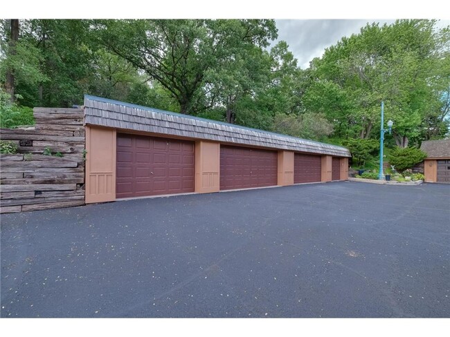 Garage Stalls - 3660 Pilot Knob Rd