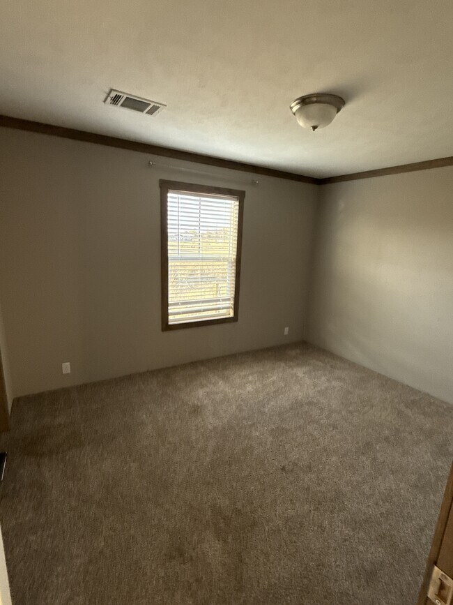 Building Photo - 260 Co Rd 1220