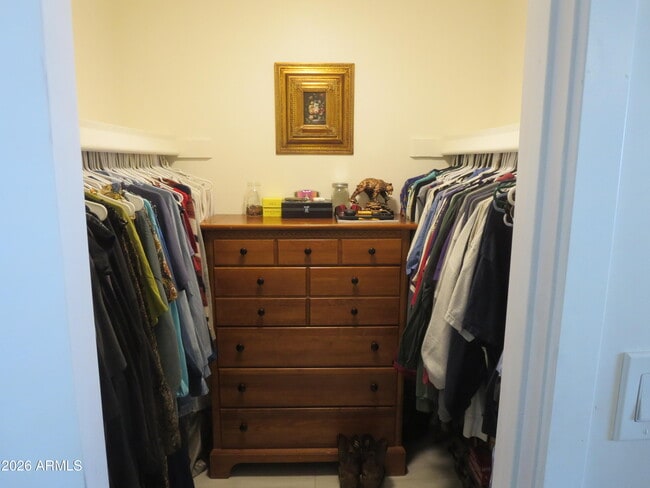 Building Photo - 6212 N 13th Pl