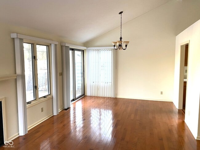 Building Photo - 4462 Carya Square