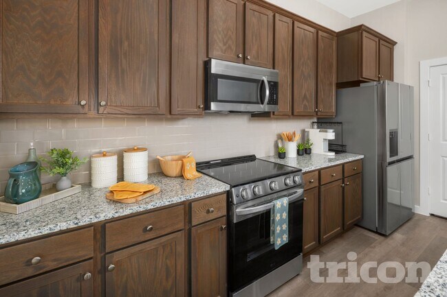 Building Photo - 2281 E Miller Rd