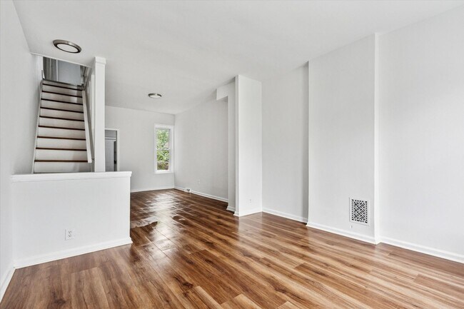 Building Photo - 3 Bedroom House Germantown- Rent Ready!