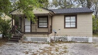 Building Photo - 2057 Brackland St