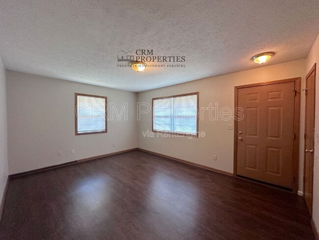 Building Photo - 1326 S Waugh St