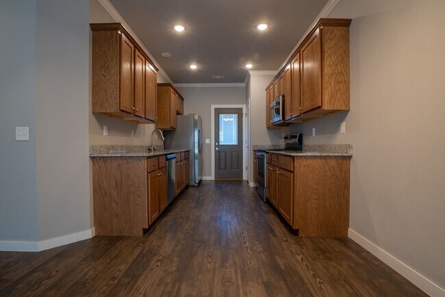 Building Photo - Charming 3-bedroom, 2-bathroom home located in the beautiful Pea Ridge, AR