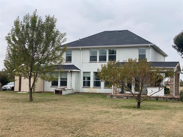 Building Photo - 2920 Pinehurst Ln