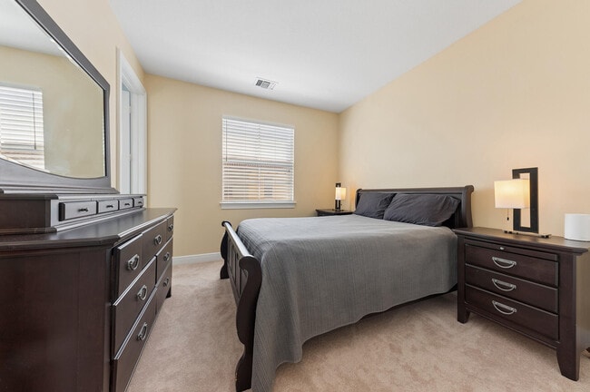 Building Photo - 41 Via Floresta Dr