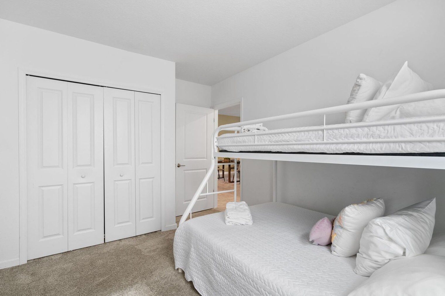 Building Photo - 8889 Cabot Cliffs Dr