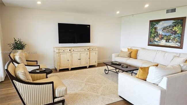 Building Photo - 4001 N Ocean Blvd