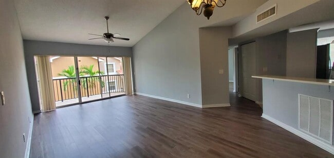 Building Photo - 9033 Wiles Rd