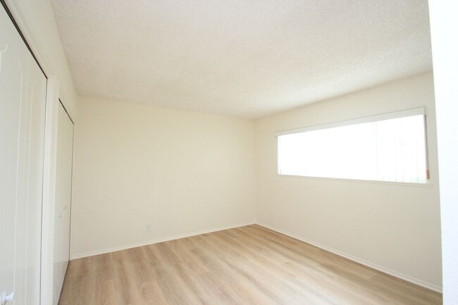 Building Photo - Welcome to this beautifully refreshed 4-bedroom, 2-bath two-story home located in desirable North...