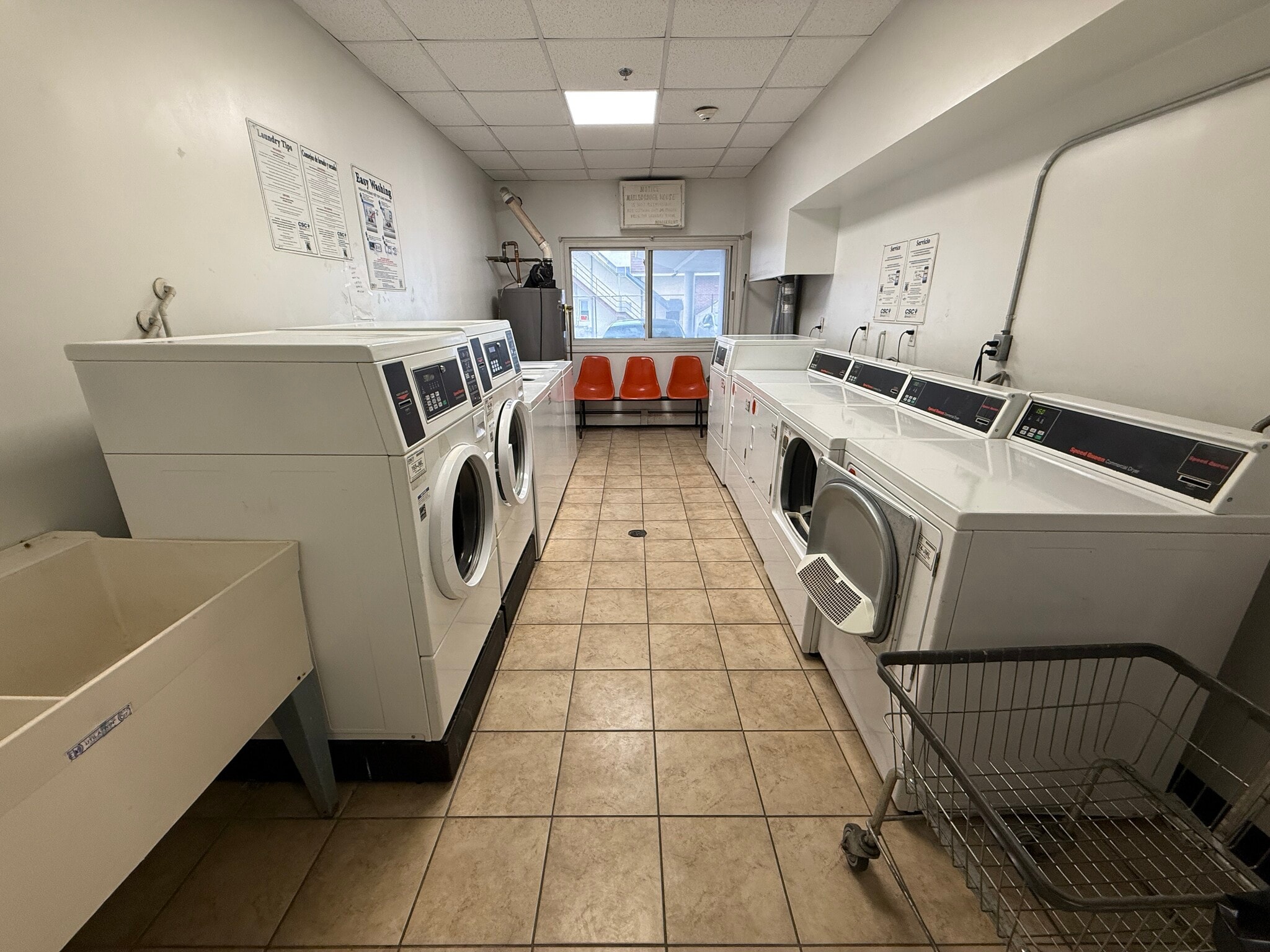 Building Photo - 333 Grand Ave