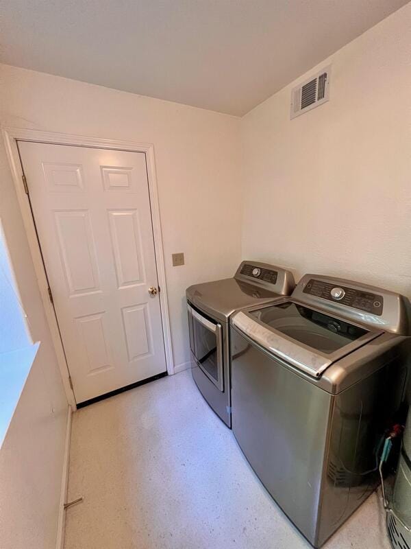 Building Photo - 13051 Sadie D Dr